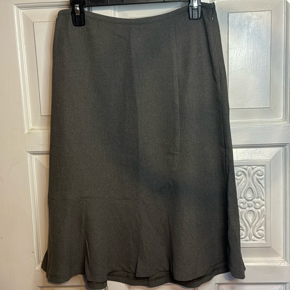 New York & Company Asymmetrical Hem Skirt Size 6